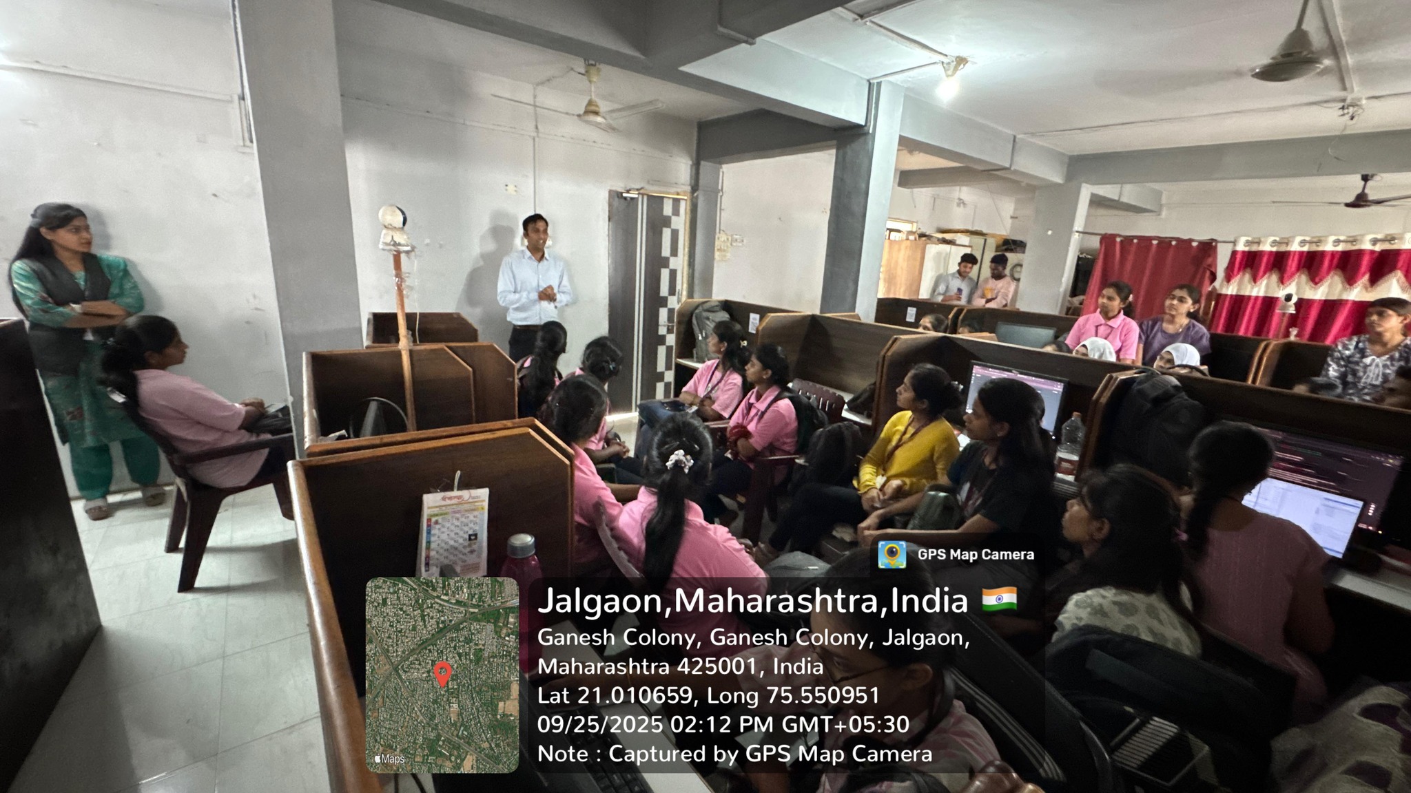 डॉ. वर्षा पाटील वुमन्स महाविद्यालयाची यप्पी टेक्नॉलॉजी आयटी कंपनीला भेट !